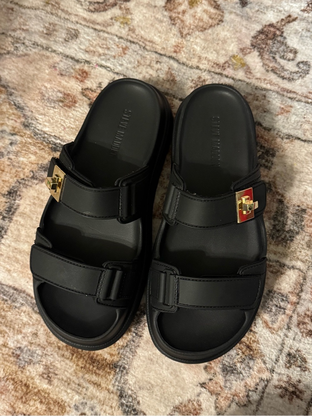 Steve Madden black platform sandals